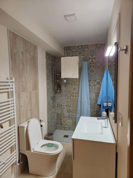 Moderno Apartamento Cerca Del Centro En レオン エクステリア 写真